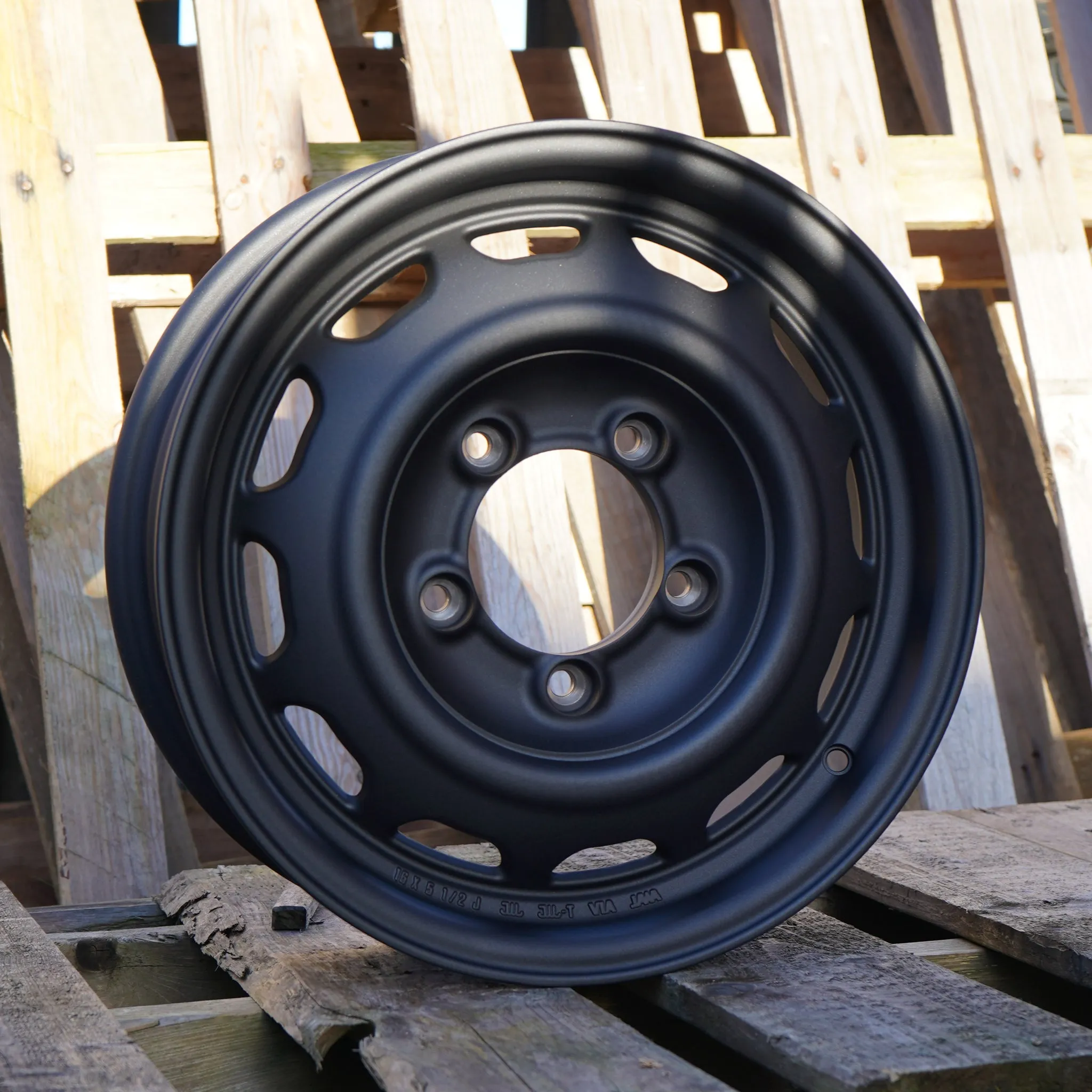 APIO WILDBOAR Ventura 16" Wheel & Tyre Package for Suzuki Jimny (2018 )