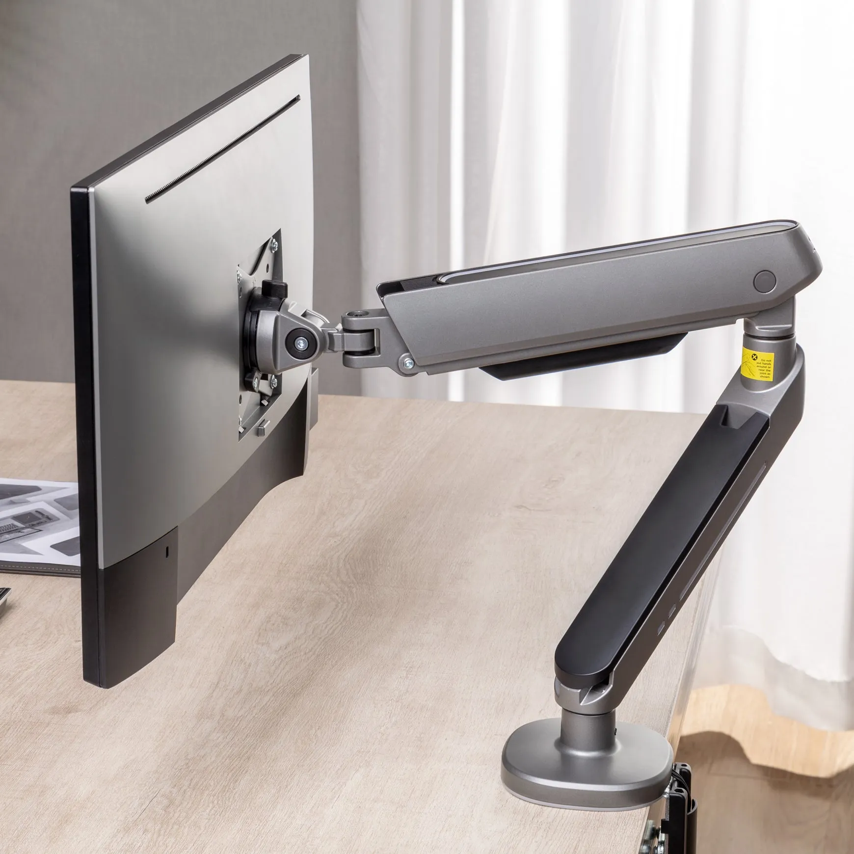 Desky Single LED Monitor Arm