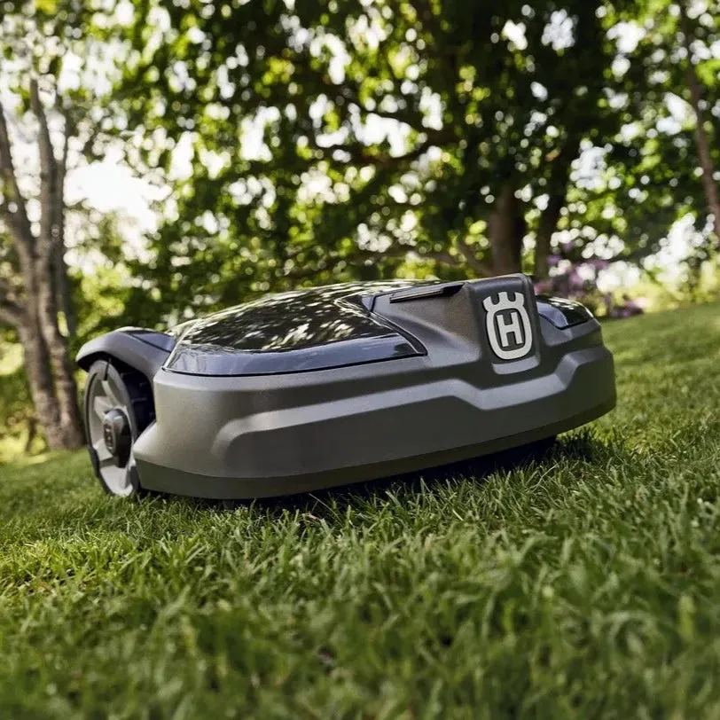 Husqvarna Automower 310 II Robotic Lawn Mower