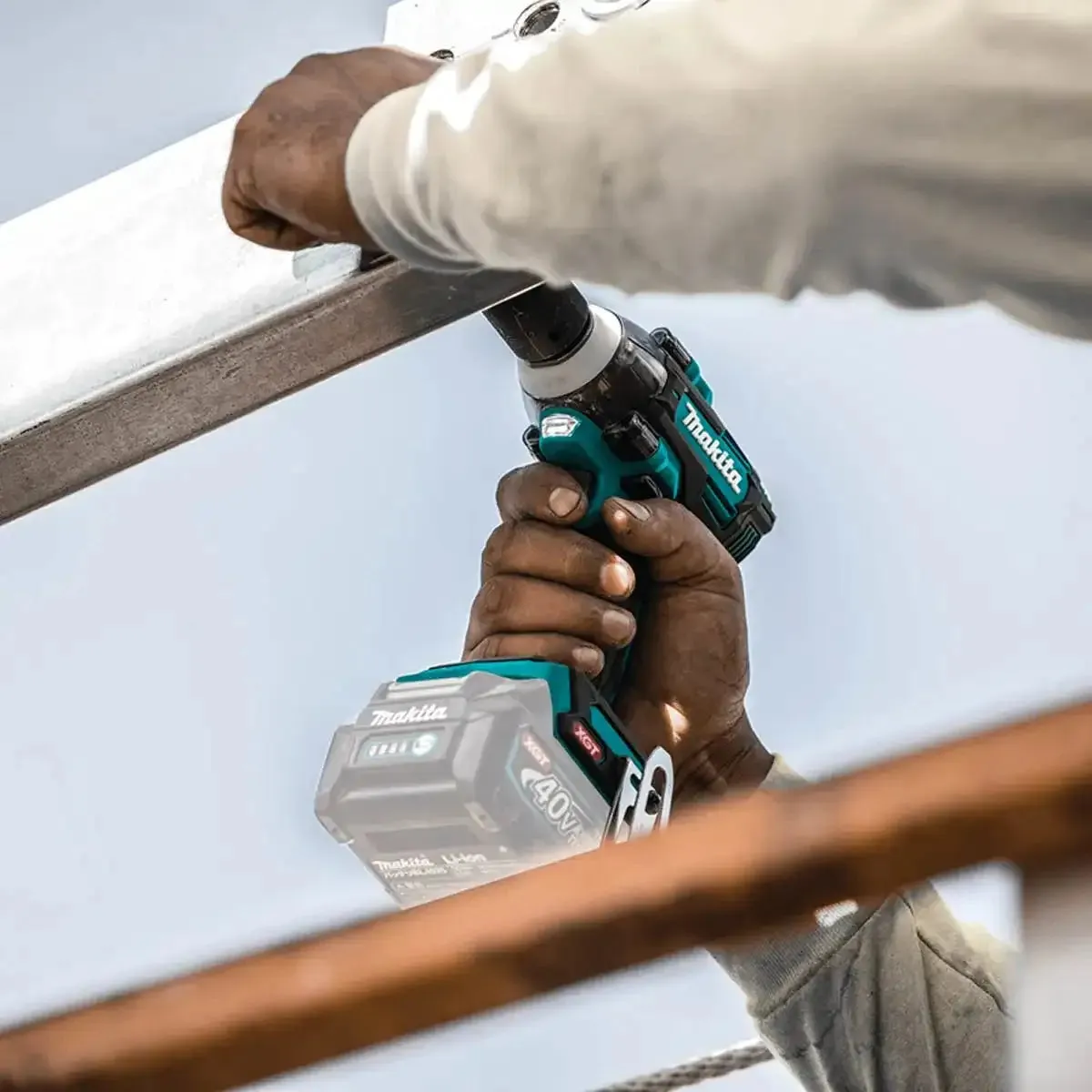 Makita 40V Max XGT Brushless Cordless Impact Wrench