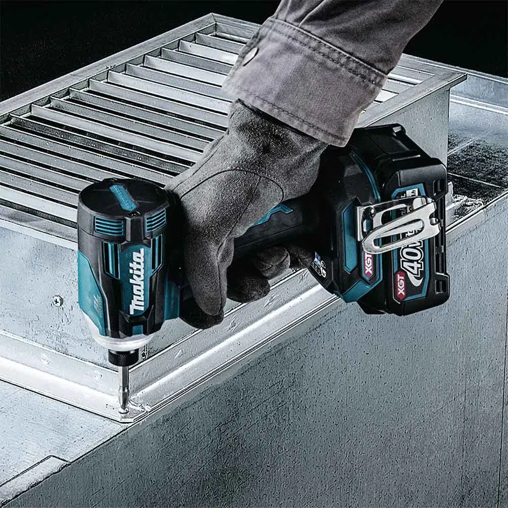 Makita GDT01D 40V MAX XGT Brushless Cordless Impact Driver Kit w/ 2.5Ah Battery