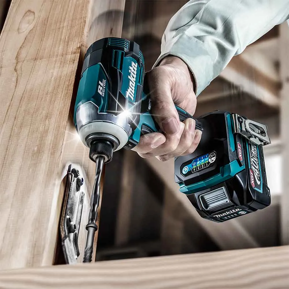 Makita GDT01D 40V MAX XGT Brushless Cordless Impact Driver Kit w/ 2.5Ah Battery