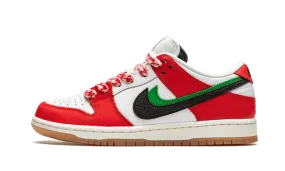 Nike SB Dunk Low “Habibi” Special Box