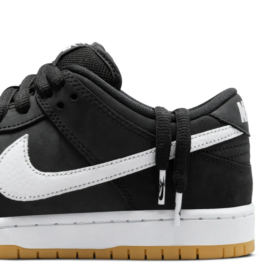 Nike SB Dunk Low Pro - Black White Gum