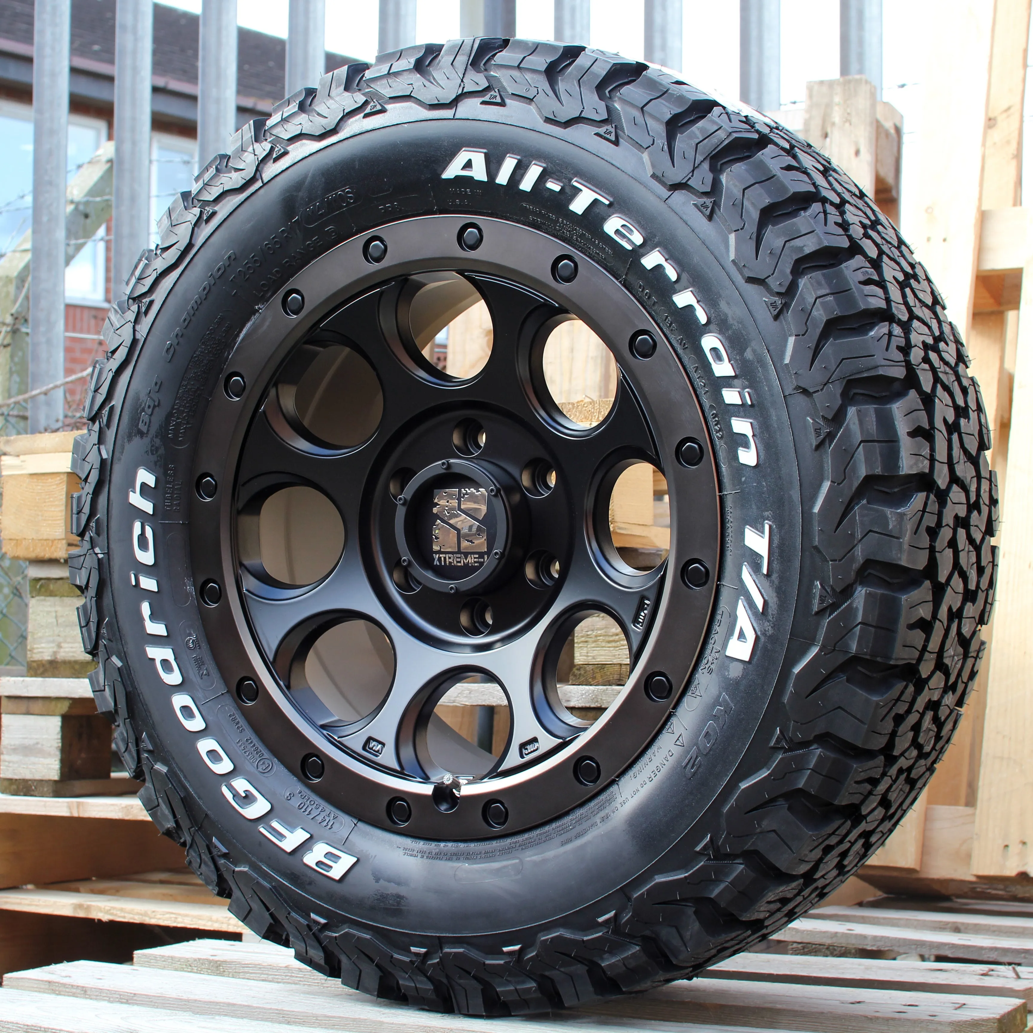 XTREME-J XJ03 17" Wheel & Tyre Package for Ford Ranger (2012 )