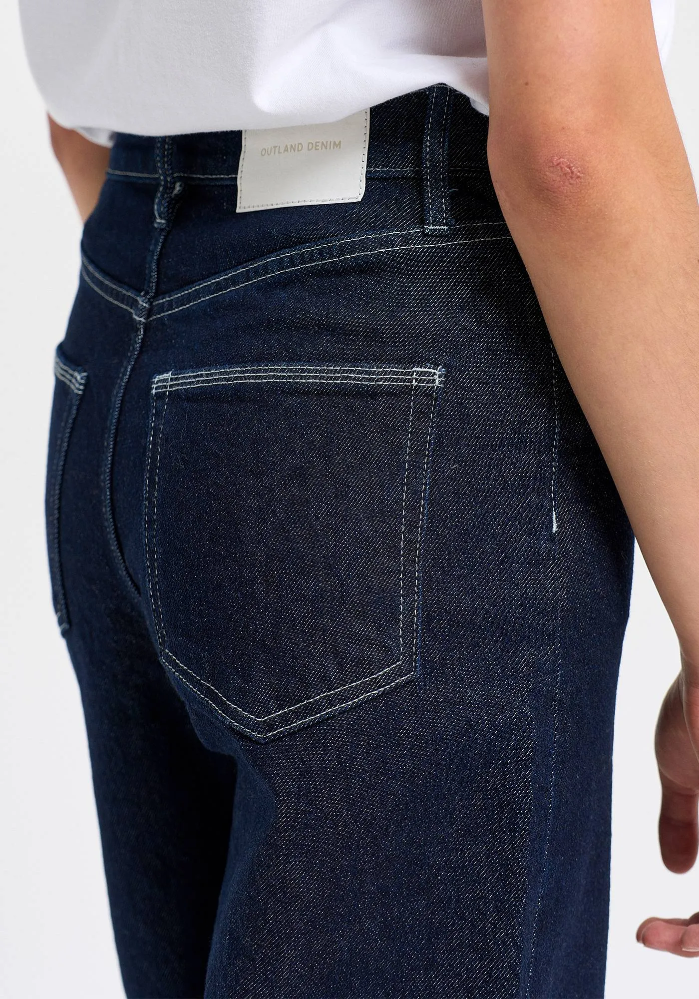 Zoe High Rise Straight Jean